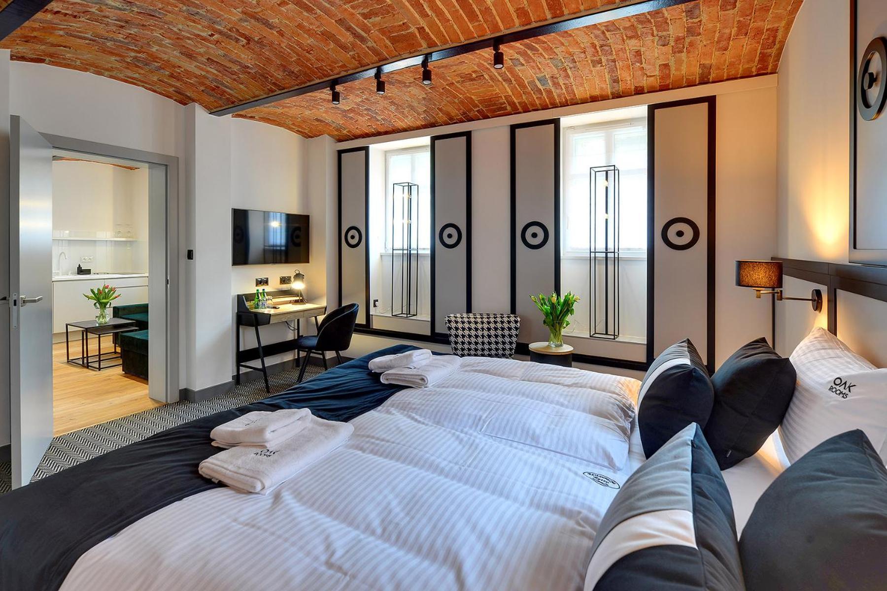 Oak Rooms Oborniki Śląskie Bagian luar foto