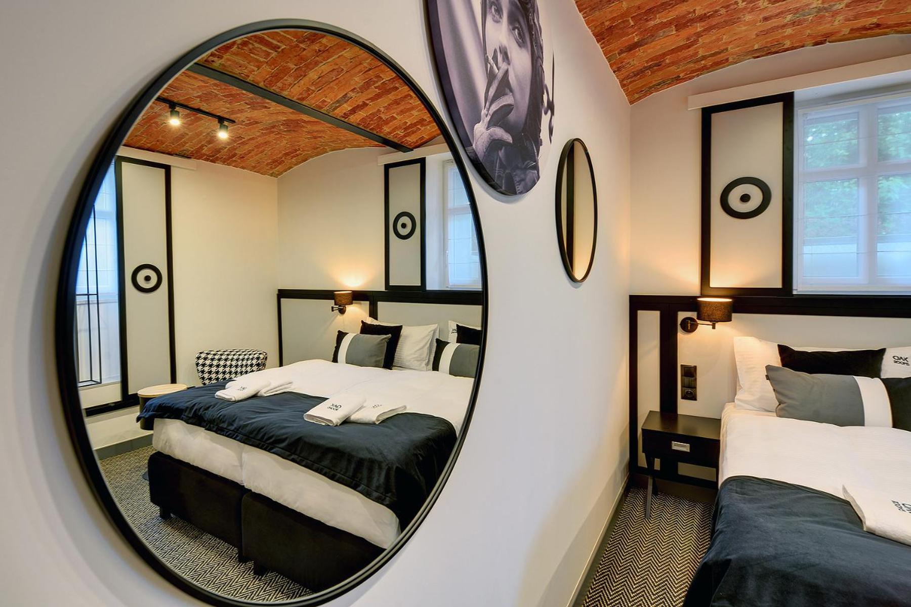 Oak Rooms Oborniki Śląskie Bagian luar foto