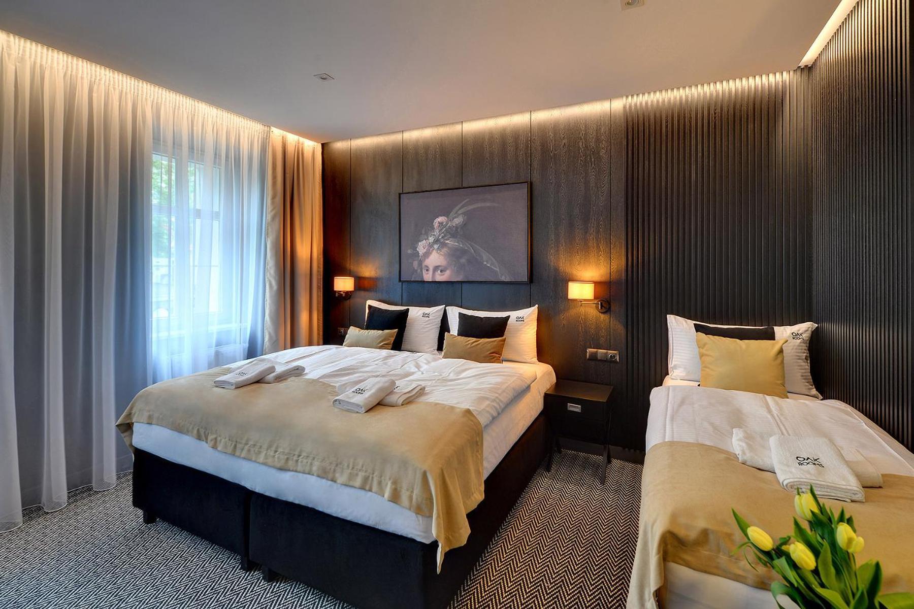 Oak Rooms Oborniki Śląskie Bagian luar foto